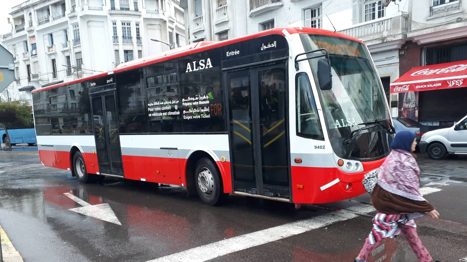 جماعة -كازا- تدعم حافلات النقل العمومي ب120مليون درهم